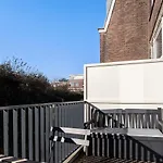 Hosted By Wendy Prins Willem 2