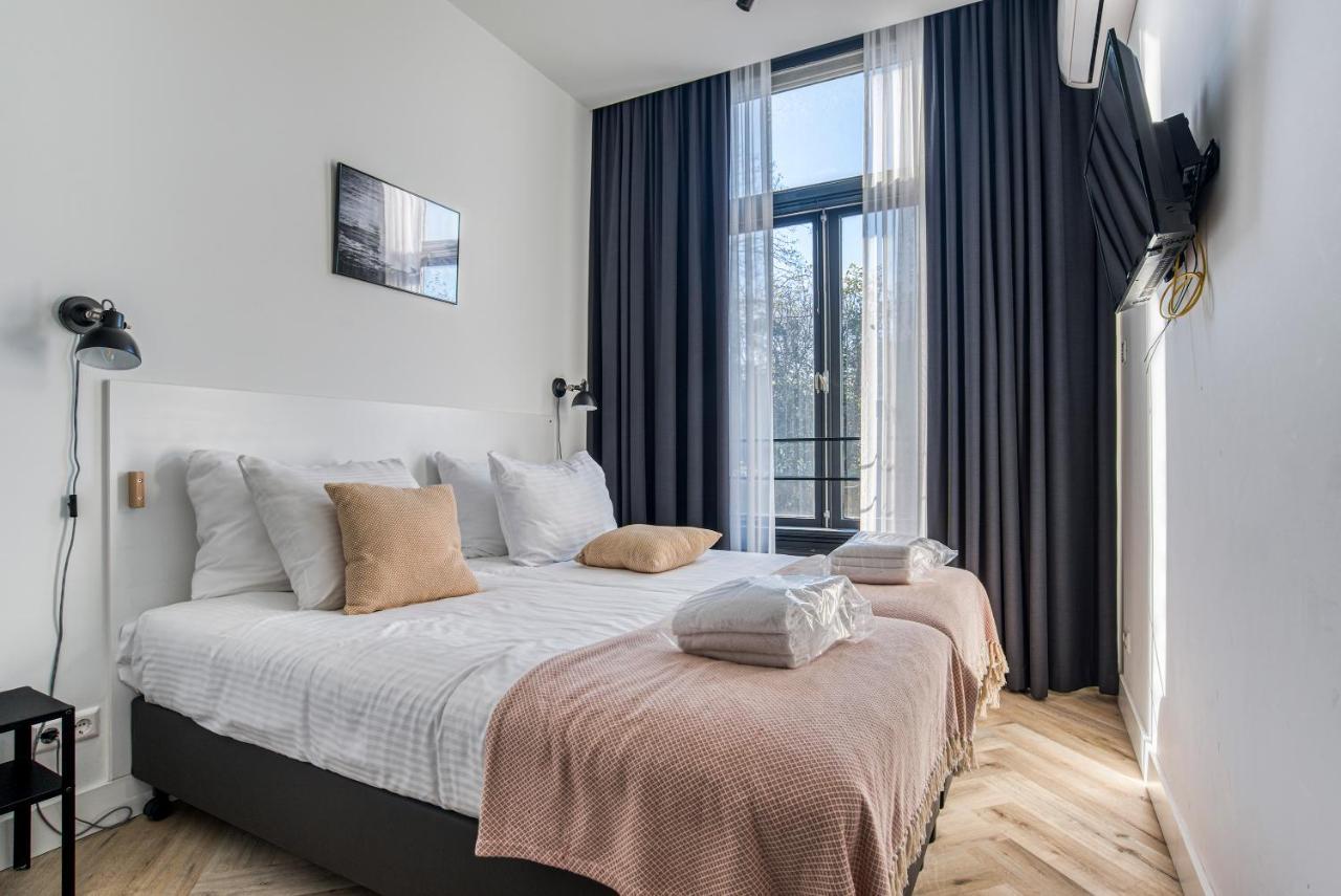 Hosted By Wendy Willem 2 Den Haag