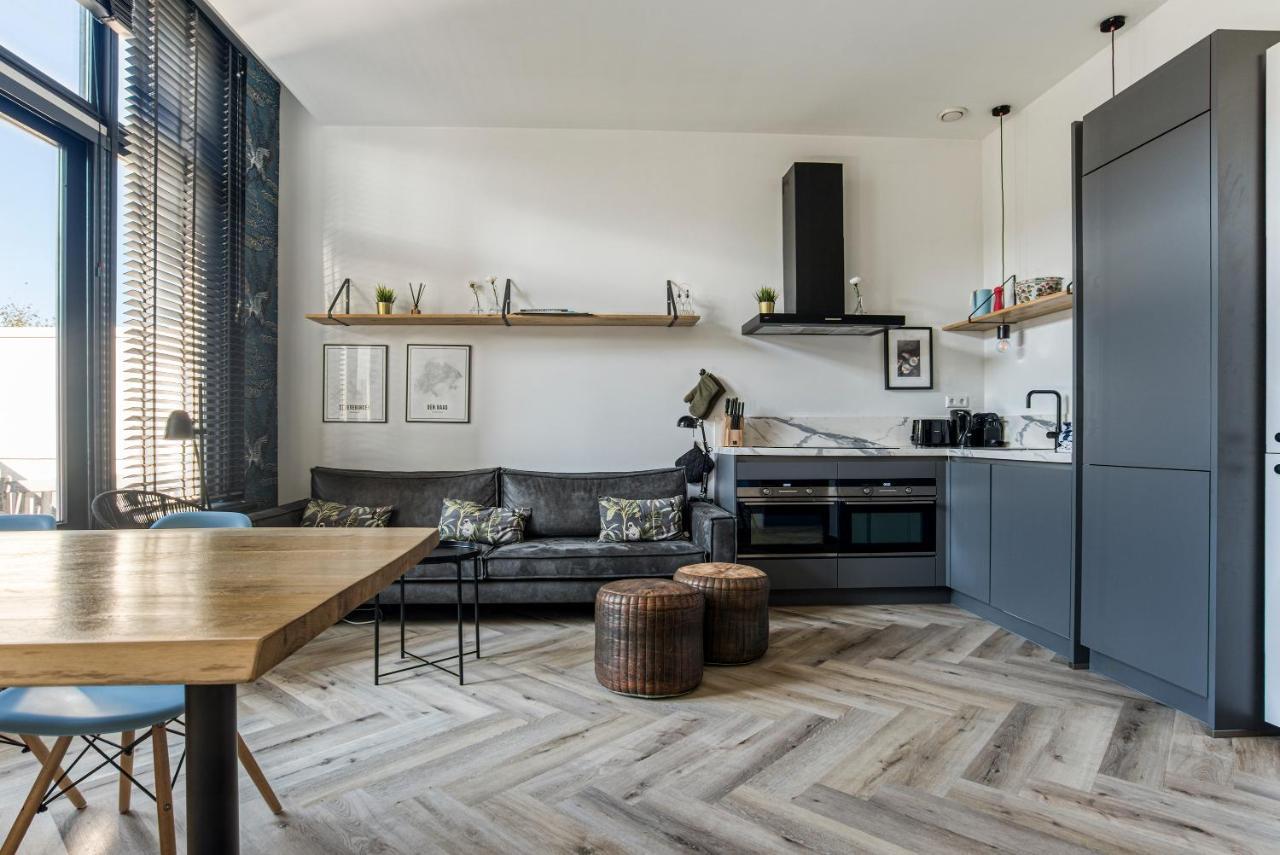 Hosted By Wendy Willem 2 Den Haag